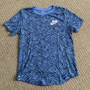 Nike T-shirt